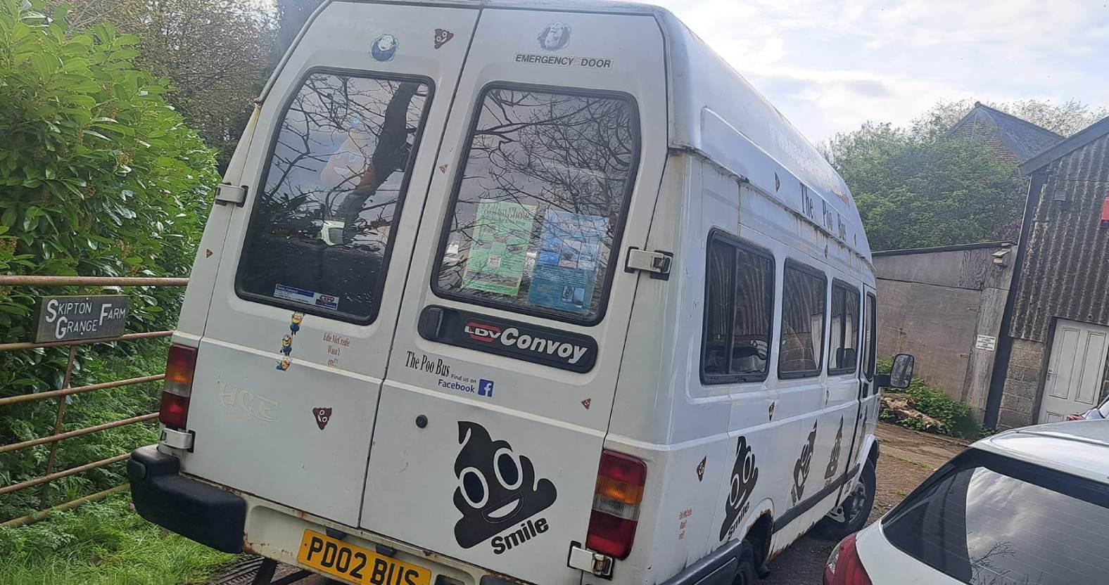 poobus-rear