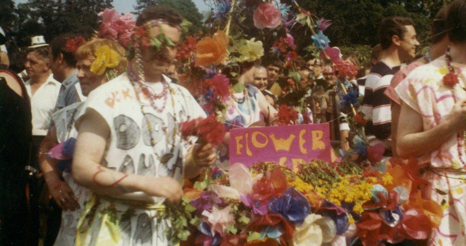 kborobedrace-old-flowerpower