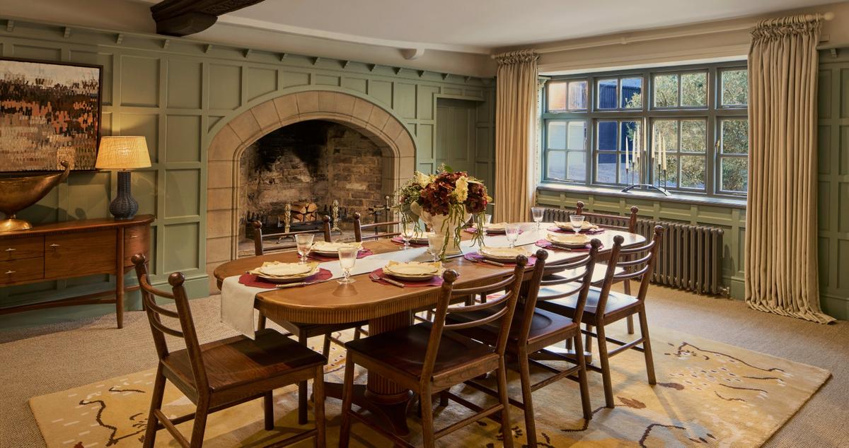 omaze-formal-dining-room