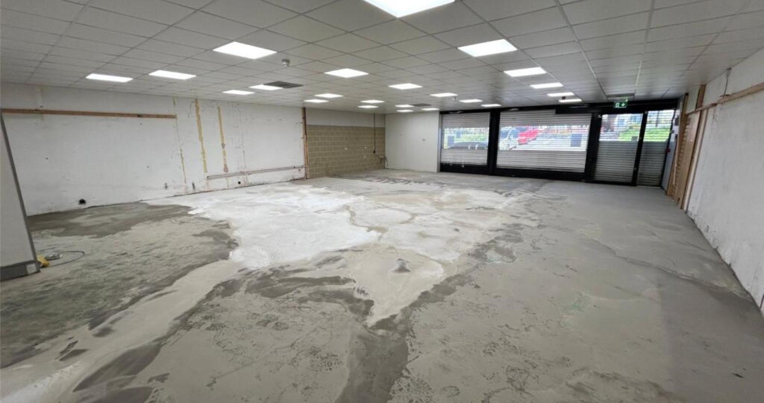 costcutter-interior