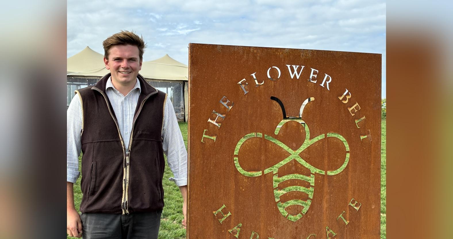 flower-belt-john