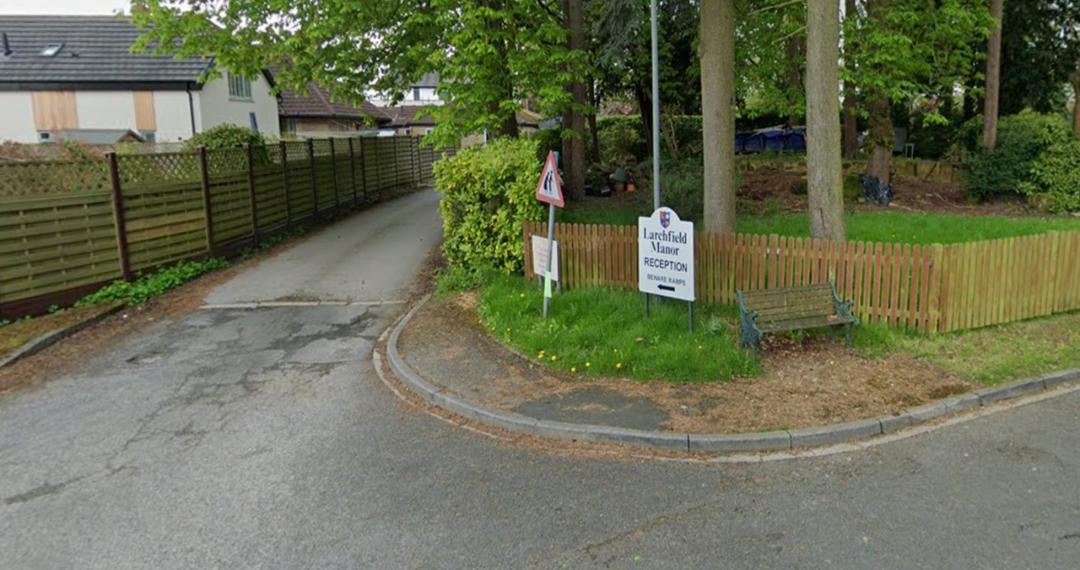 larchfield-manor-care-home
