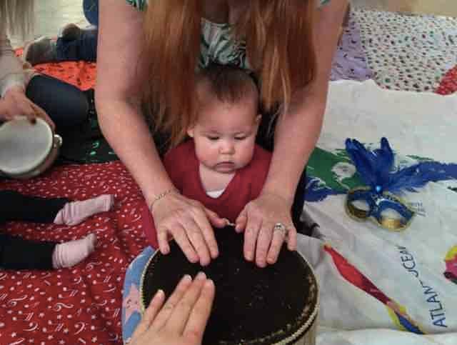 baby-playing-drum