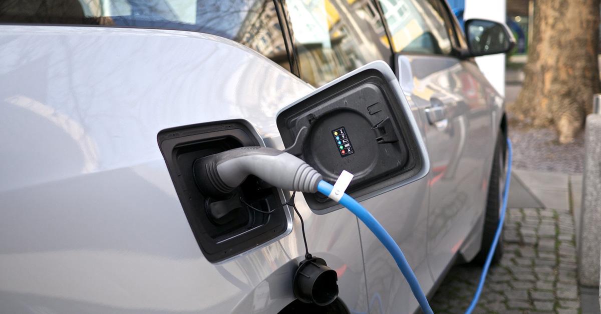 electric-car-charging