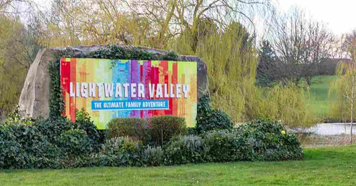 lightwater-valley-sign