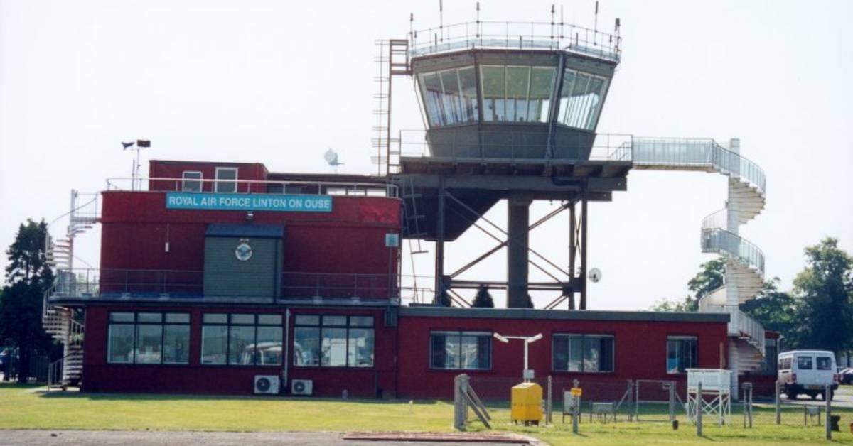 control-tower-nick-challoner-1