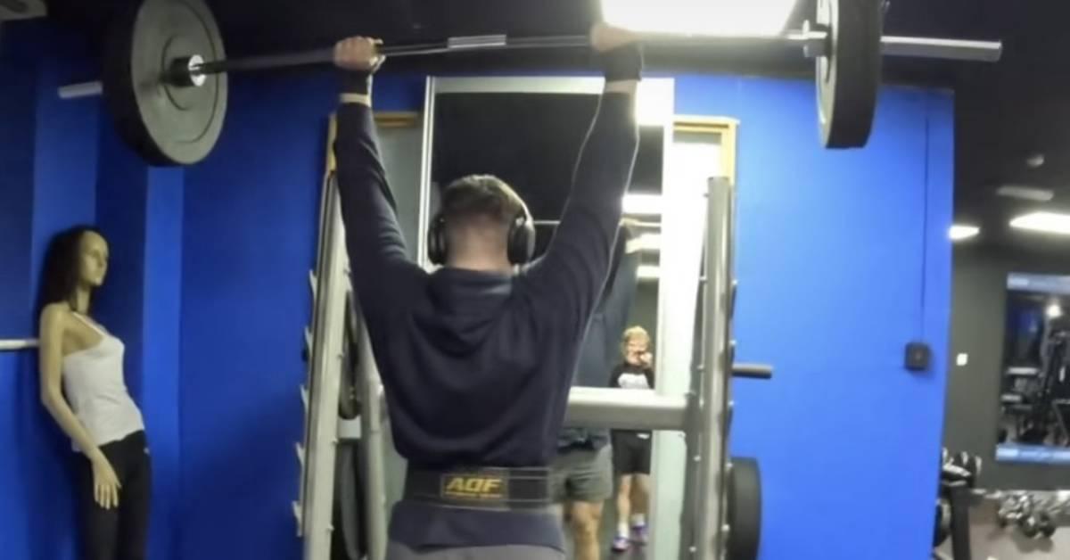 francis-lifting-weights