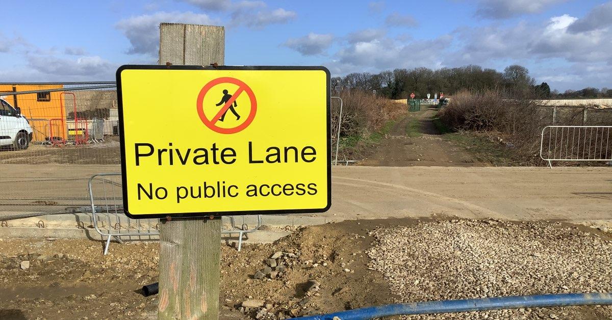 The access to private land from Green Lane level crossing.