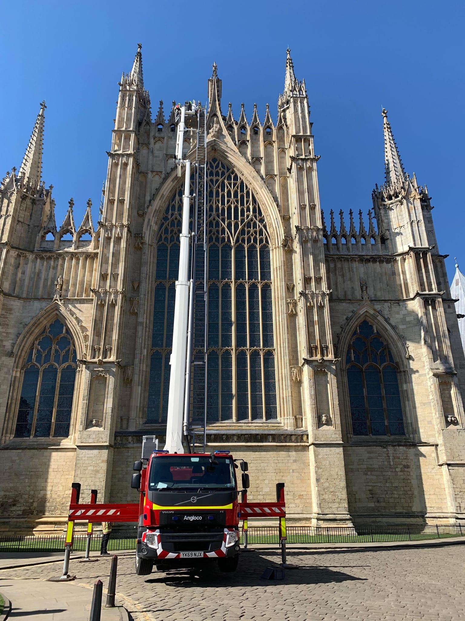 Harrogate aerial ladder platform at York Minster