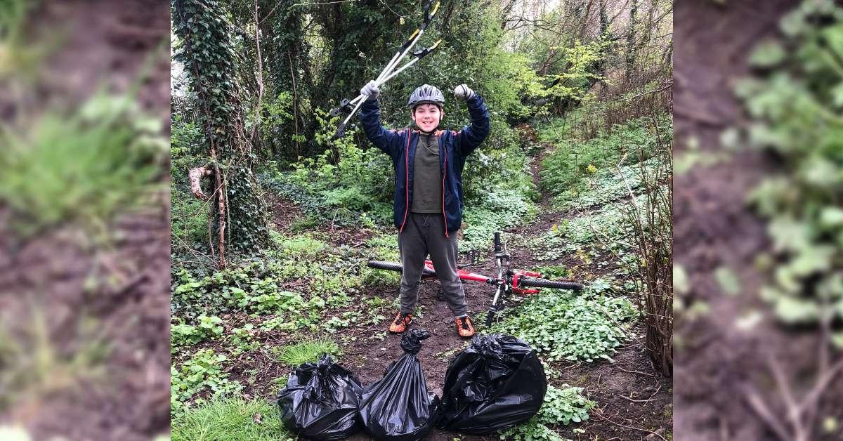 Owen raises £1,000 for Knaresborough rescue centre with 100 bags of litter