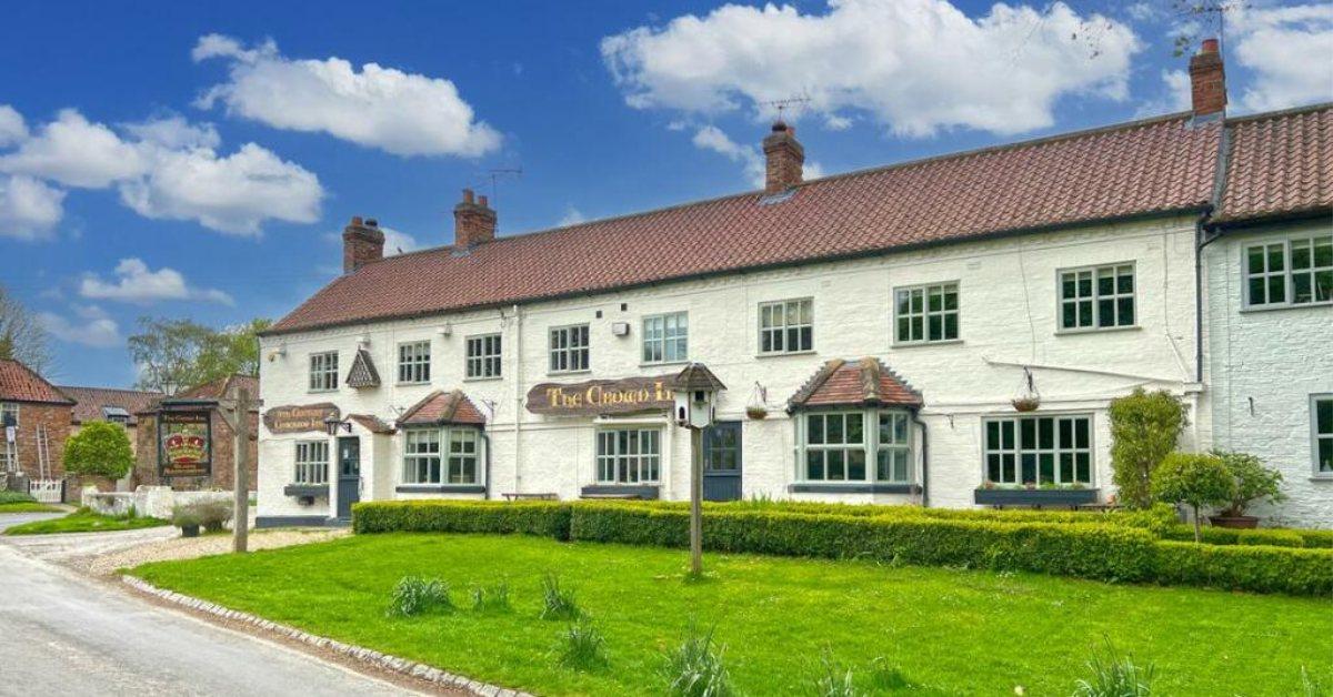 crown-inn-roecliffe