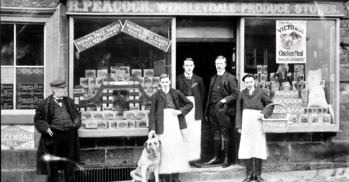 An Edwardian vintage black-and-white photo of Peacocks in Masham.