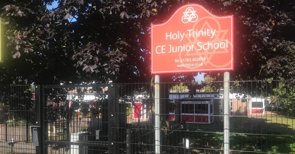 ripon-5th-sept-2023-holy-trinity-school-sign