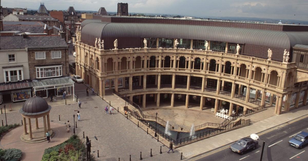 Photo taken around 1992 showing the fountains that were part of the original Victoria Shopping Centre design, but which were removed a few years later.