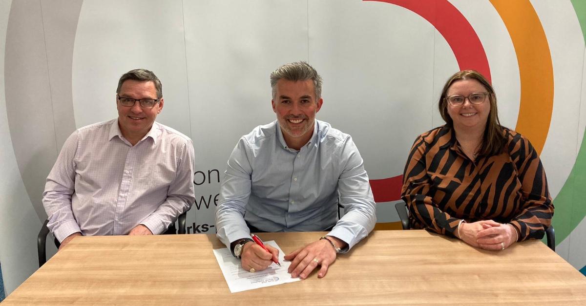 David Skaith signing the Declaration of Acceptance of Office with James Farrar, Director of Economy &amp; Interim Head of Paid Service, and Rachel Antonelli, Head of Legal &amp; Interim Deputy Monitoring Officer at York and North Yorkshire Combined Authority.