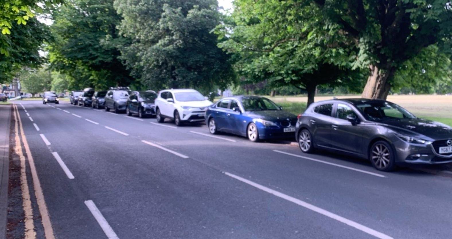 Council considering double yellow lines on Oatlands Drive in Harrogate