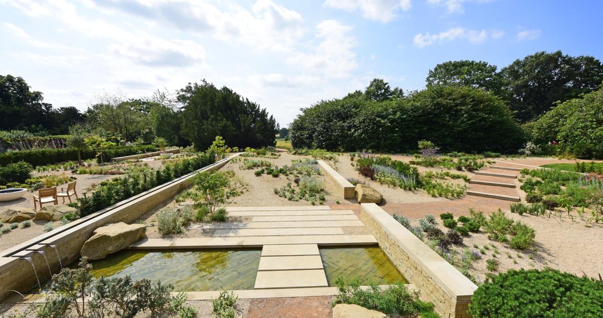 webhe-new-mediterranean-garden-at-beningbrough_c_national-trust_a-chappel_ross-37