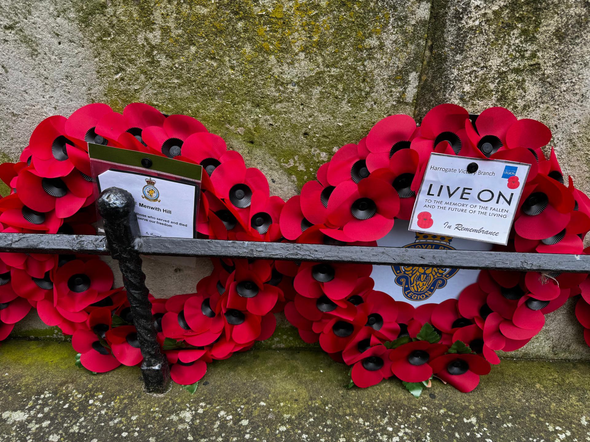 poppy-wreaths