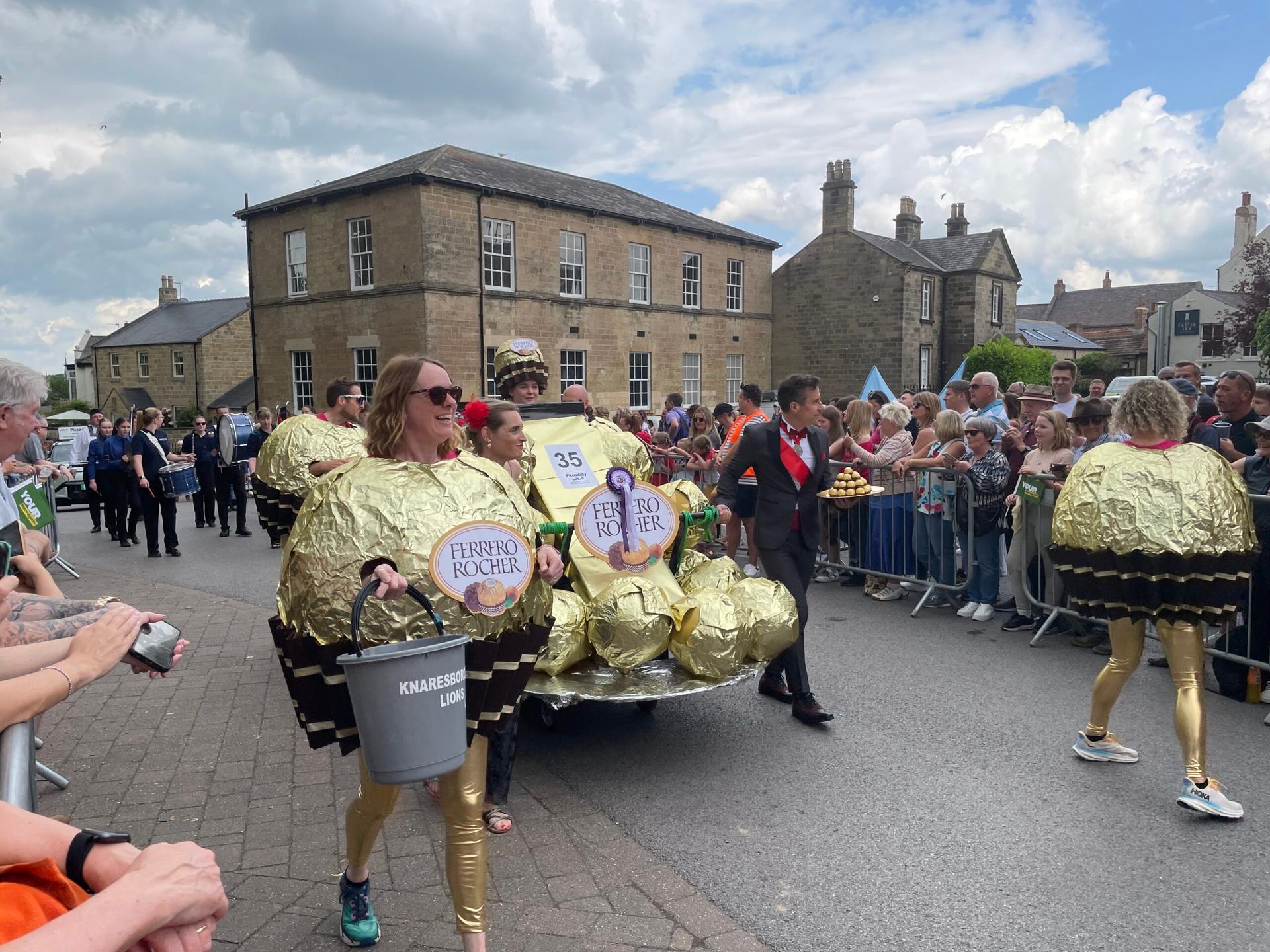 bed-race-16