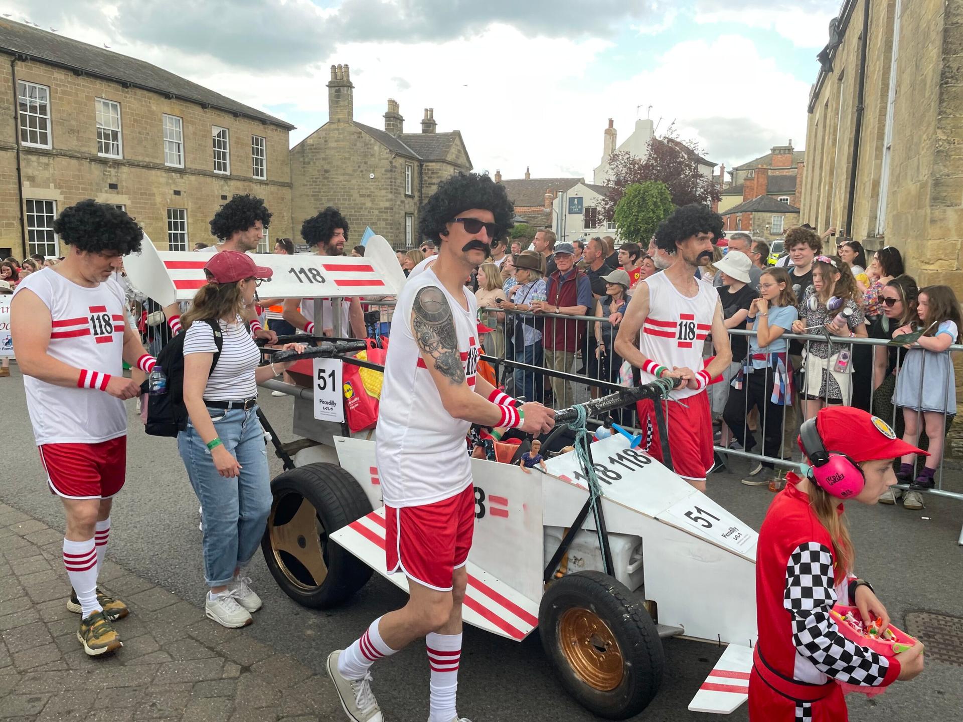 bed-race-17