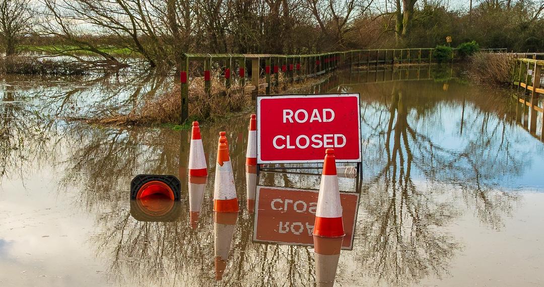 floodroadclosed