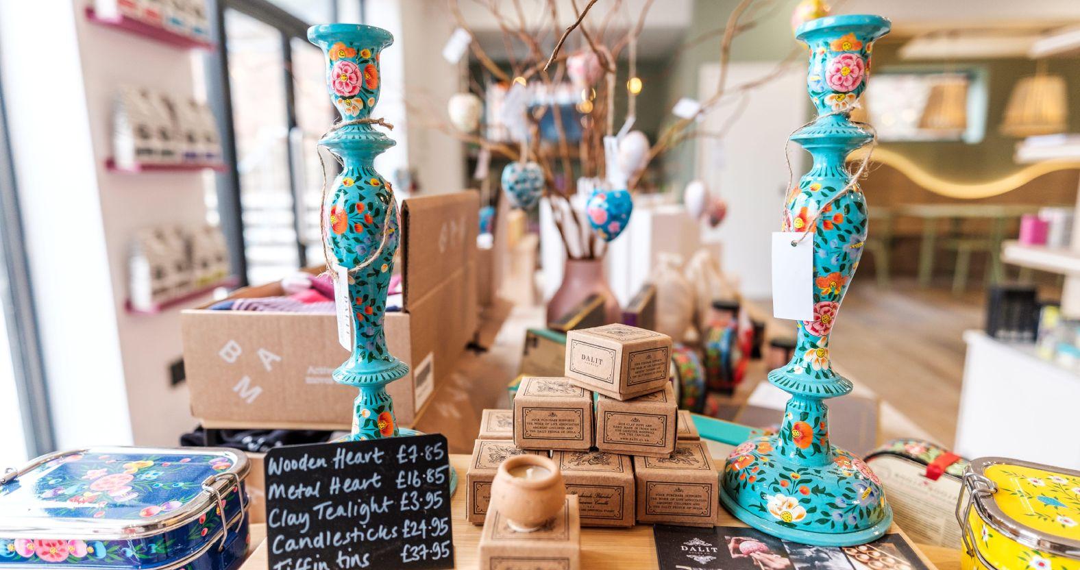 sustain-candlesticks