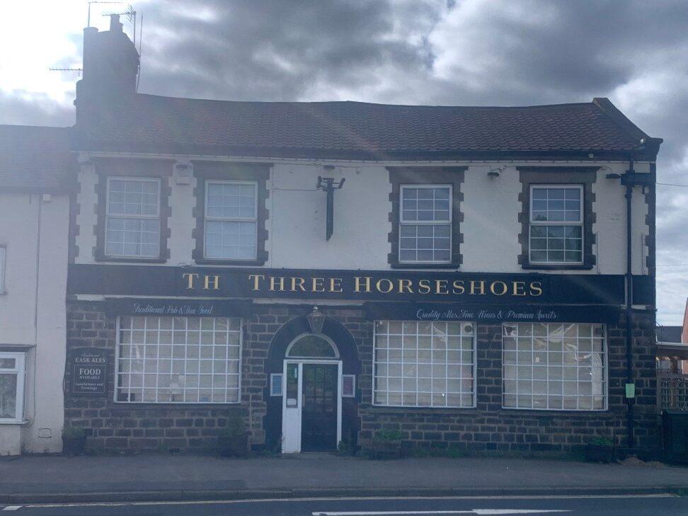 three-horseshoes