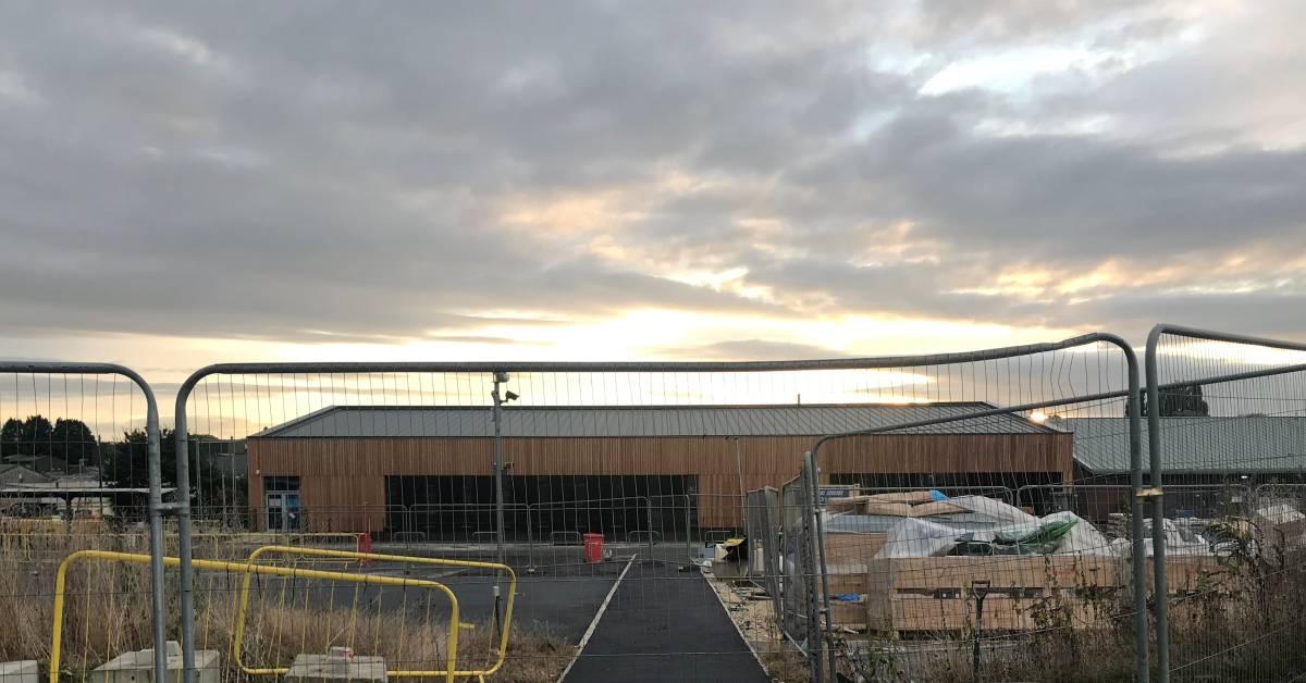 ripon-25th-sept-2021-the-ripon-swimming-pool-site