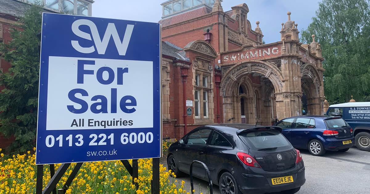 ripon-spa-baths-for-sale-sign