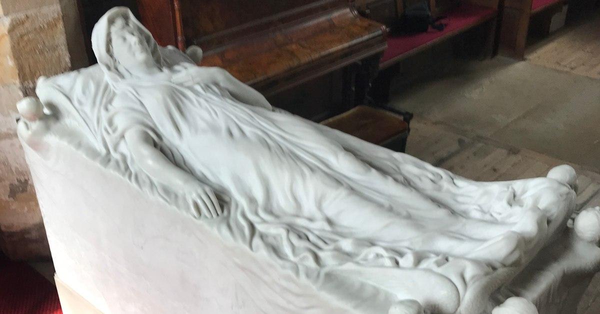 Amy Woodforde-Finden memorial