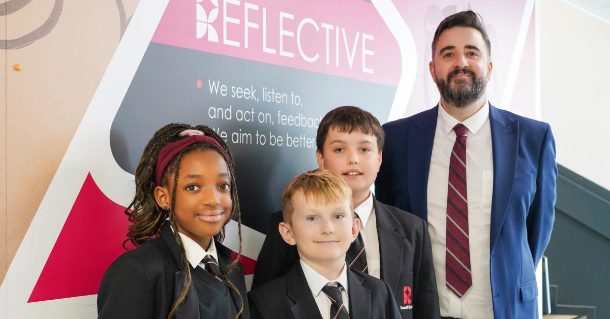 rossett-mr-milburn-with-students-2023-5-1