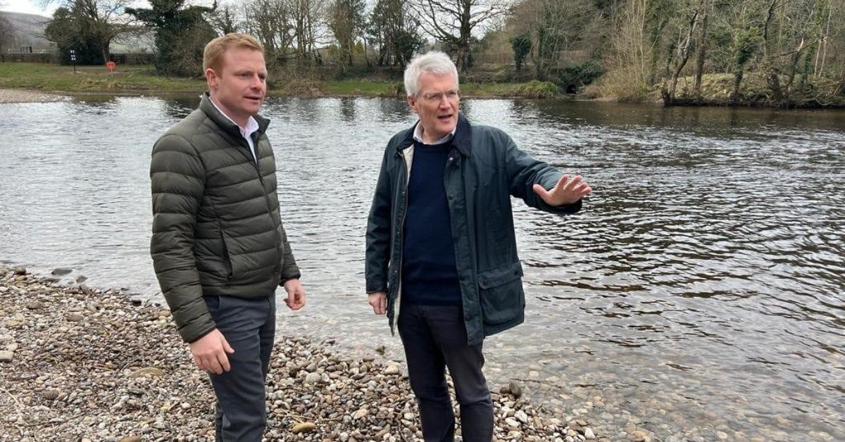 robbie-moore-defra-minister-and-andrew-jones