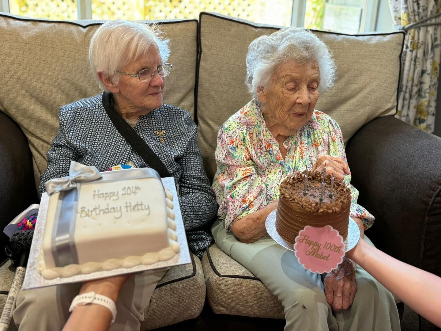 hetty-and-mabel
