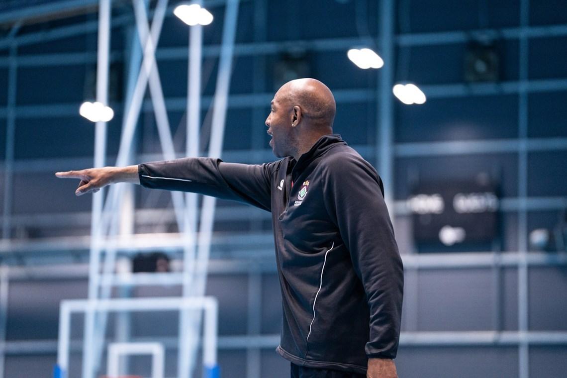 voise-winters-basketball-england