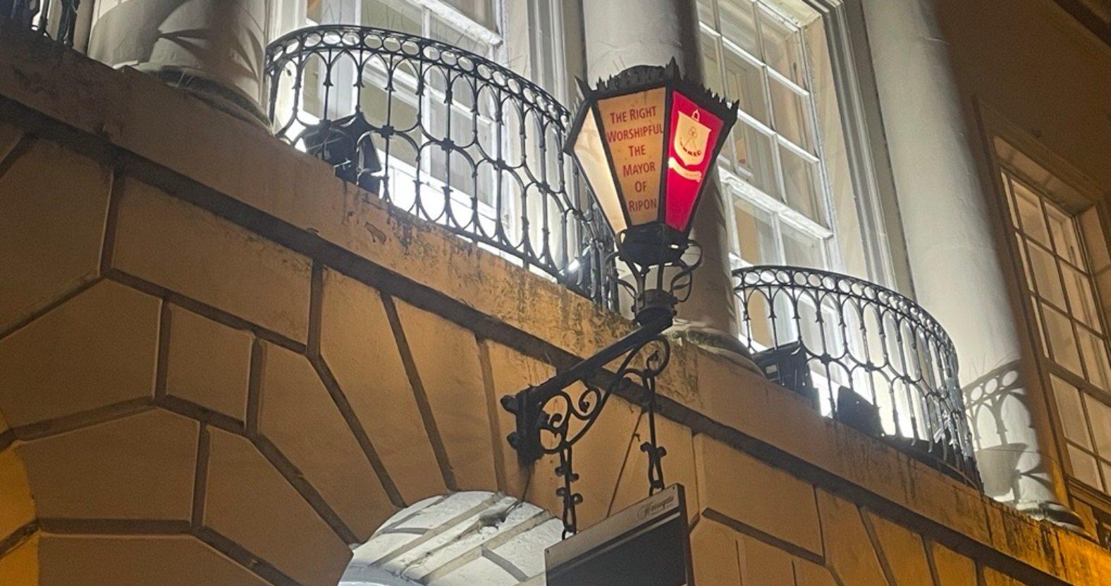 ripon-mayorslamp