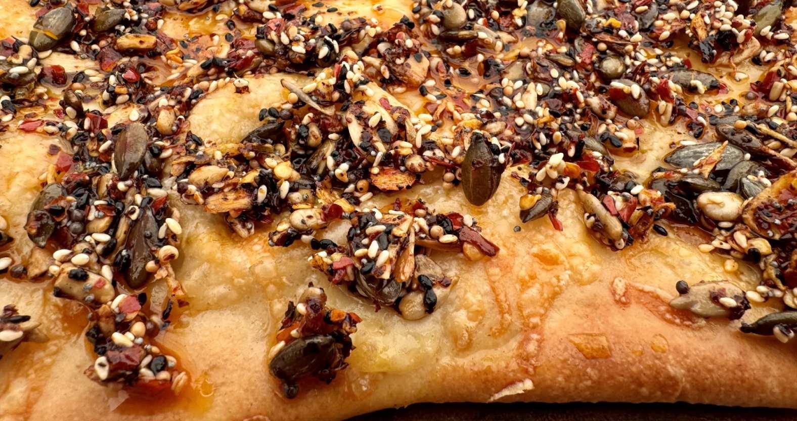 yemi-cheesyflatbread