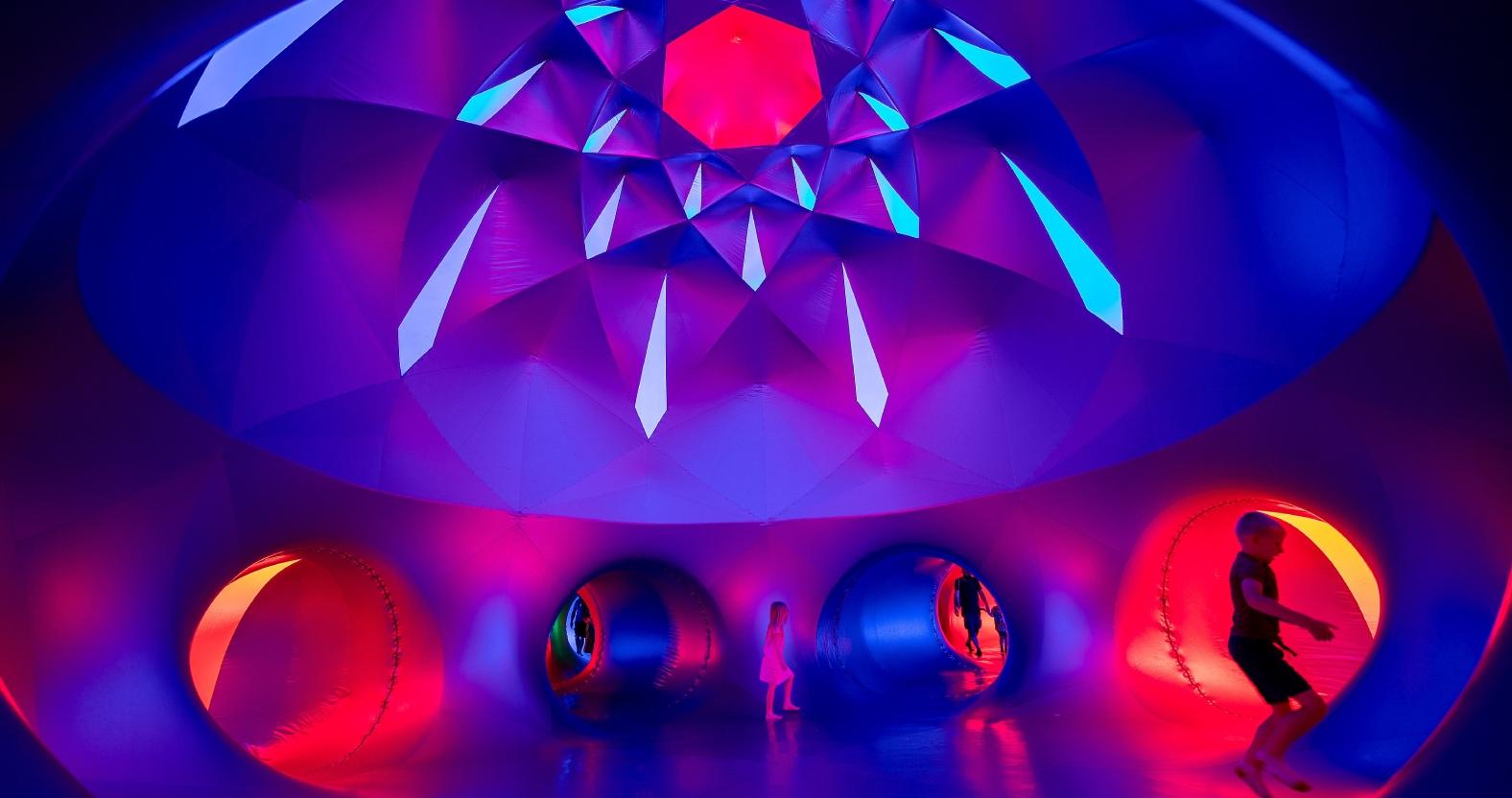 luminarium-architects-of-air-by-alan-parkinson-the-stray-harrogate-north-yrokshire-uk