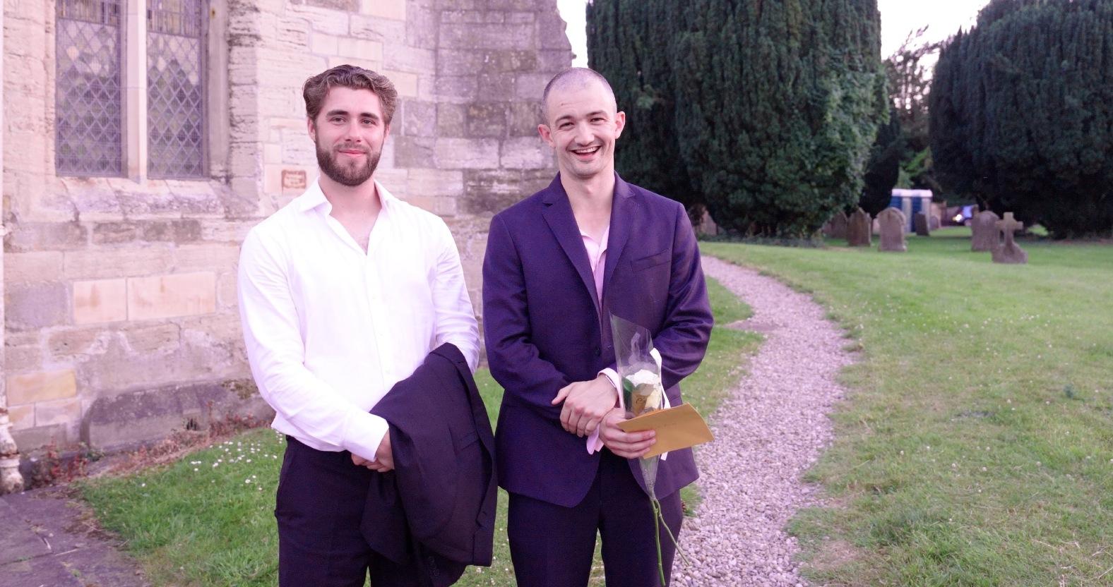 jack-redman-piano-with-tom-lilburn-counter-tenor-outside-landscape