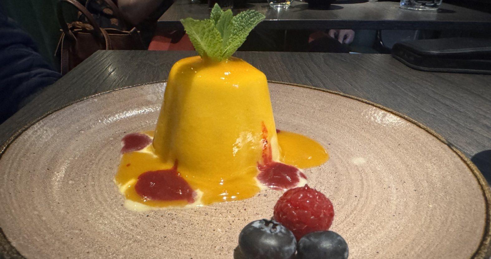 yemi-mangopannacotta