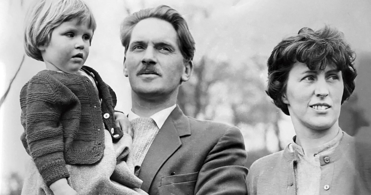caroline-geoffrey-and-marjorie
