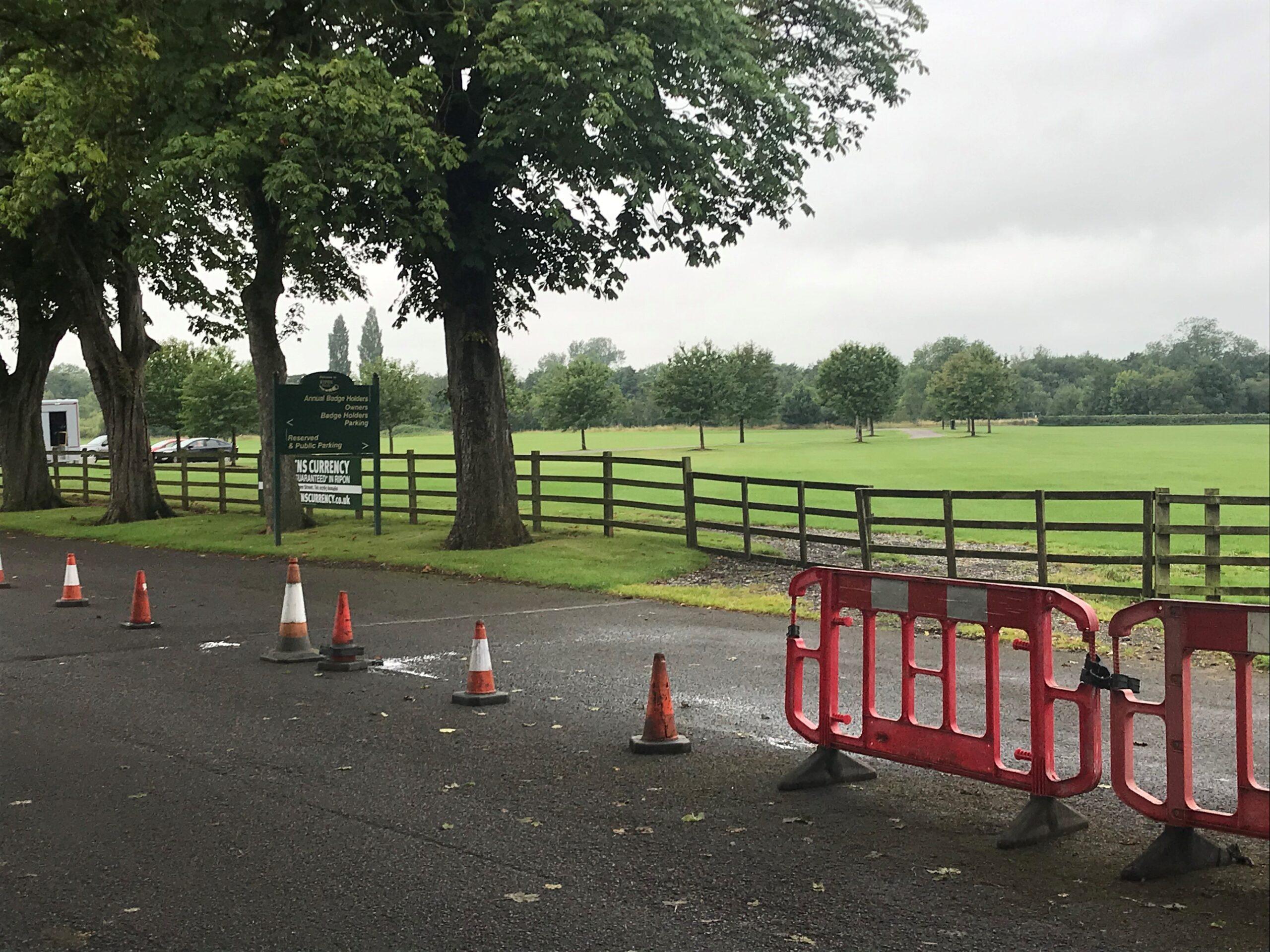 ripon-16th-august-2020-empty-car-park-at-ripon-racecourse