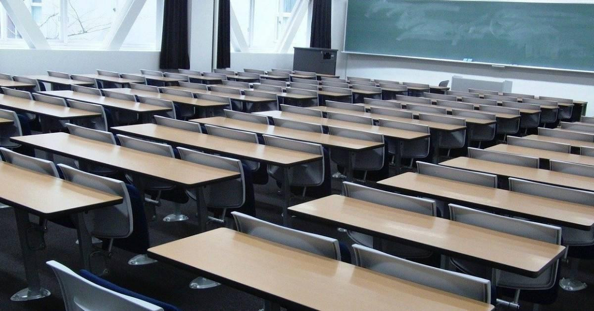 kansai-university-84363_1280-1