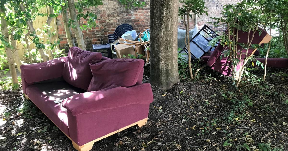 ripon-28th-july-2020-fly-tipping-at-priest-lane-junction-1-scaled