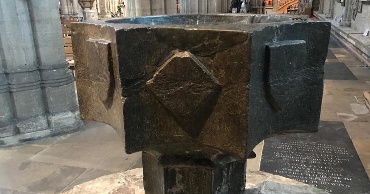 cropped-ripon-27th-jan-2021-ripon-cathedrals-tudor-font