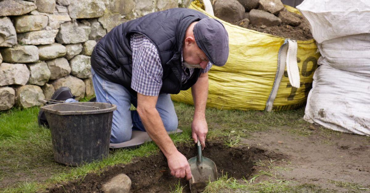 digging-a-trench-at-masham