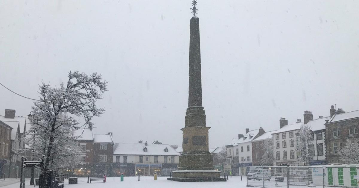 cropped-ripon-8th-feb-2021-ripon-market-square-covered-in-snow-scaled