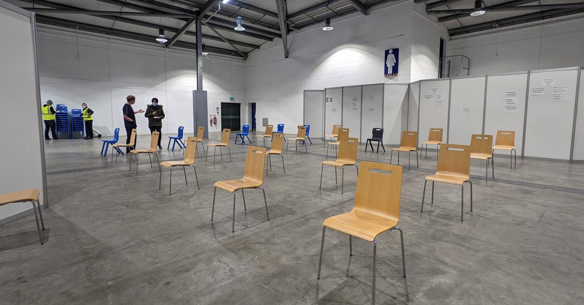 harrogate-vaccine-centre-patients-waiting-4
