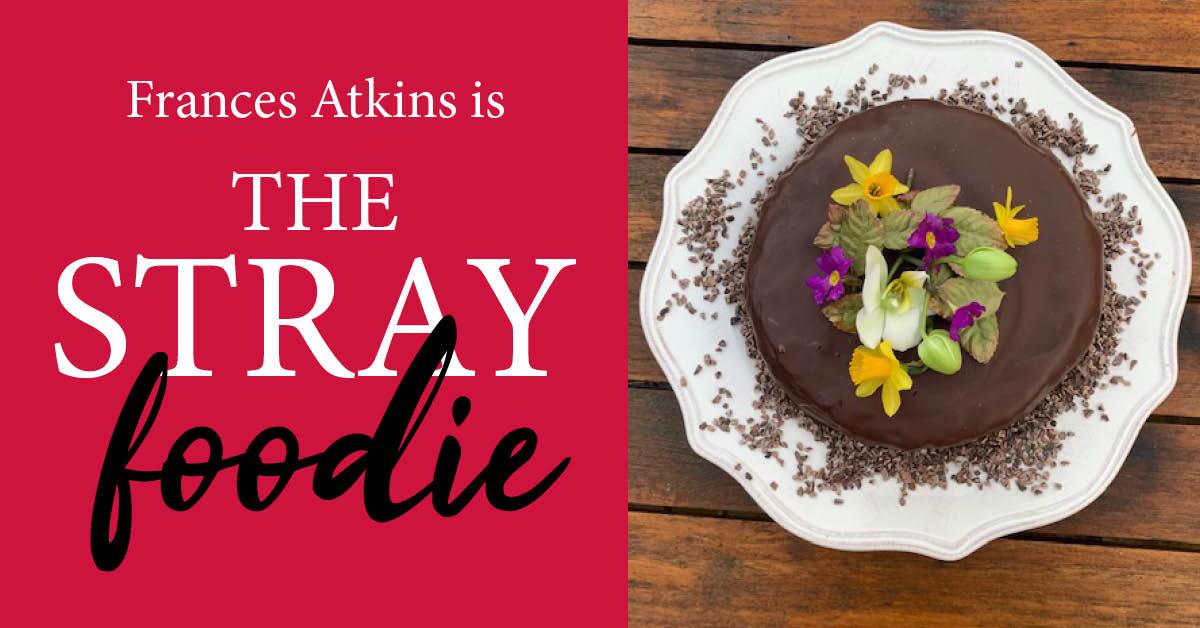 strayfoodie-header-easter-cake