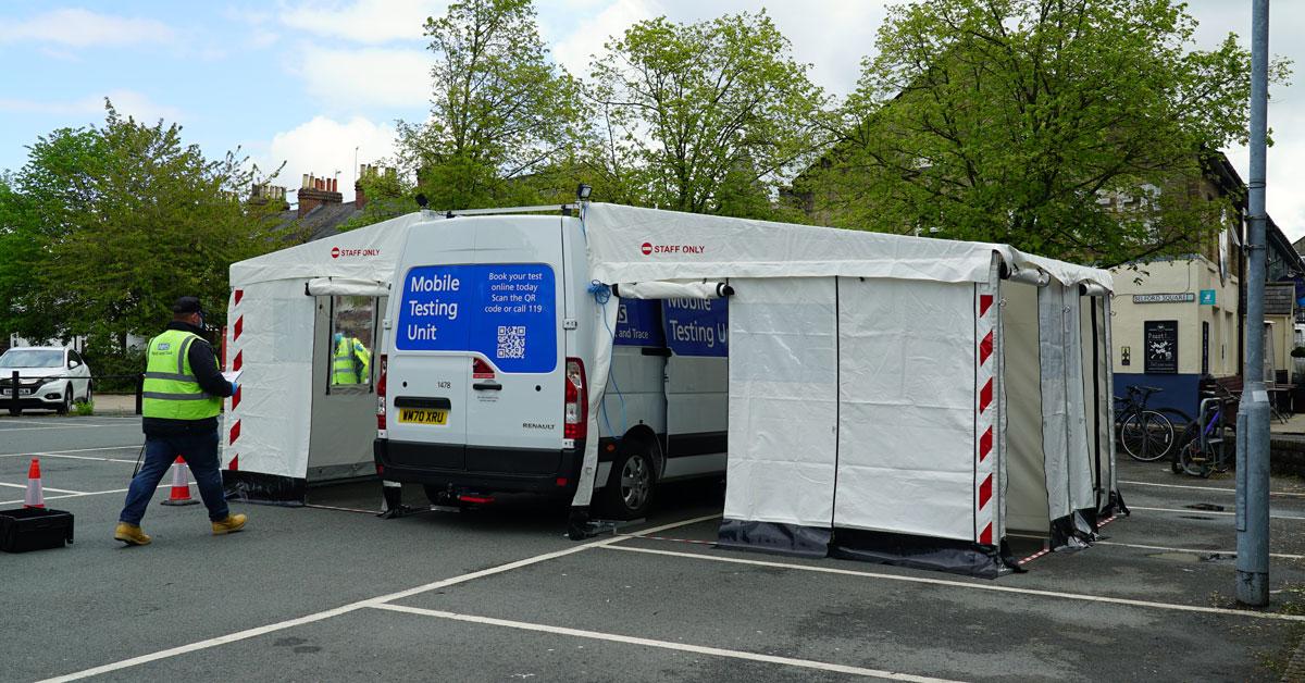 mobile-coronavirus-testing-unit-3
