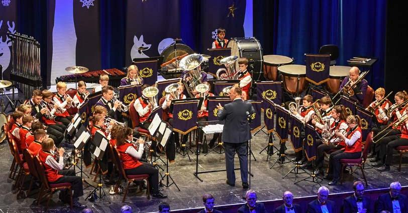 2019-151-br-players-accompanying-tewit-youth-intermediate-band-3-1